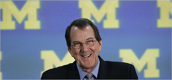 Happy Birthday to one Hell of a football  coach and Meechigan man, Lloyd Carr! Go Blue! 