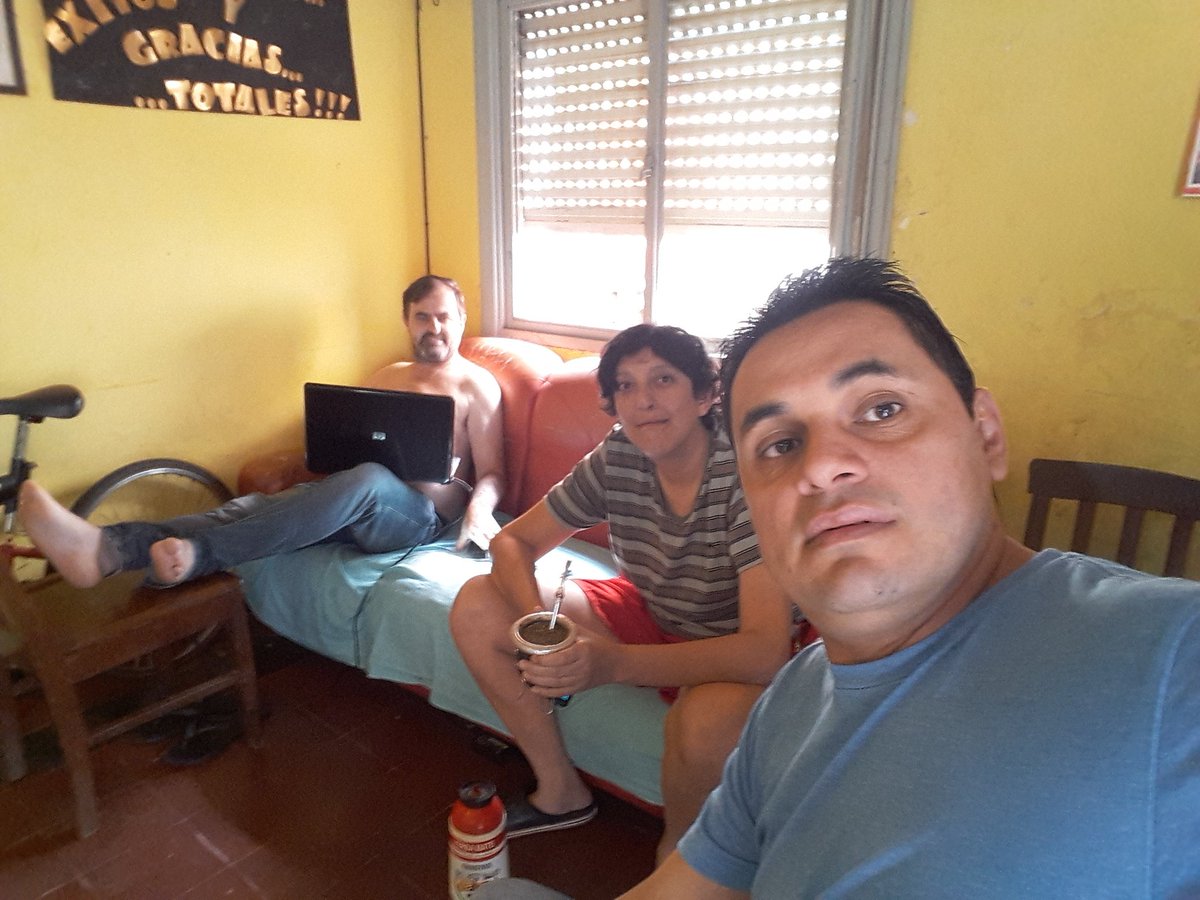 cesarhernan76's tweet photo. #EsteFinde @todonoticias mateando en Posadas Misiones. https://t.co/rtIoBrnjbE