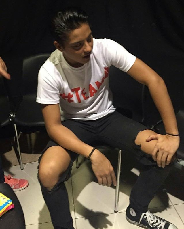 SweetForDaniel's tweet photo. I really love your ripped jeans! @imdanielpadilla 🔥🔥

#BOKQKathNielOishiSnacktacular 
- @moritadeshi https://t.co/rtXi6asW9Y