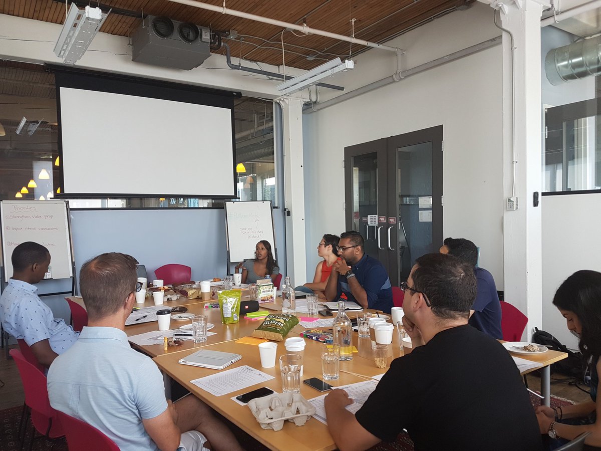 NimaRanawana's tweet photo. ELN exec retreat in full swing #howtowakeup #elnexecrnr @elnonline https://t.co/XSgvsX57kY