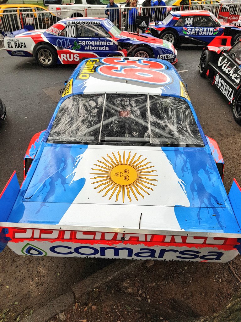 cechevarria's tweet photo. 😍 de la Chevy!! Quedo hermosa! #TC80BSAS #turismocarretera @actcargentina @SistemaFree @Coto_Ar https://t.co/9ZMX8FThEZ