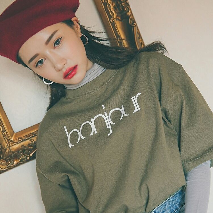 chuchuchustore's tweet photo. เสื้อยืดแขนสั้น OVERSIZE ใส่หลวมๆ สบาย ผ้ายืดเนื้อดี สกรีนลาย BONJOUR  สีเขียว  260฿ https://t.co/YLmREr6w1f
