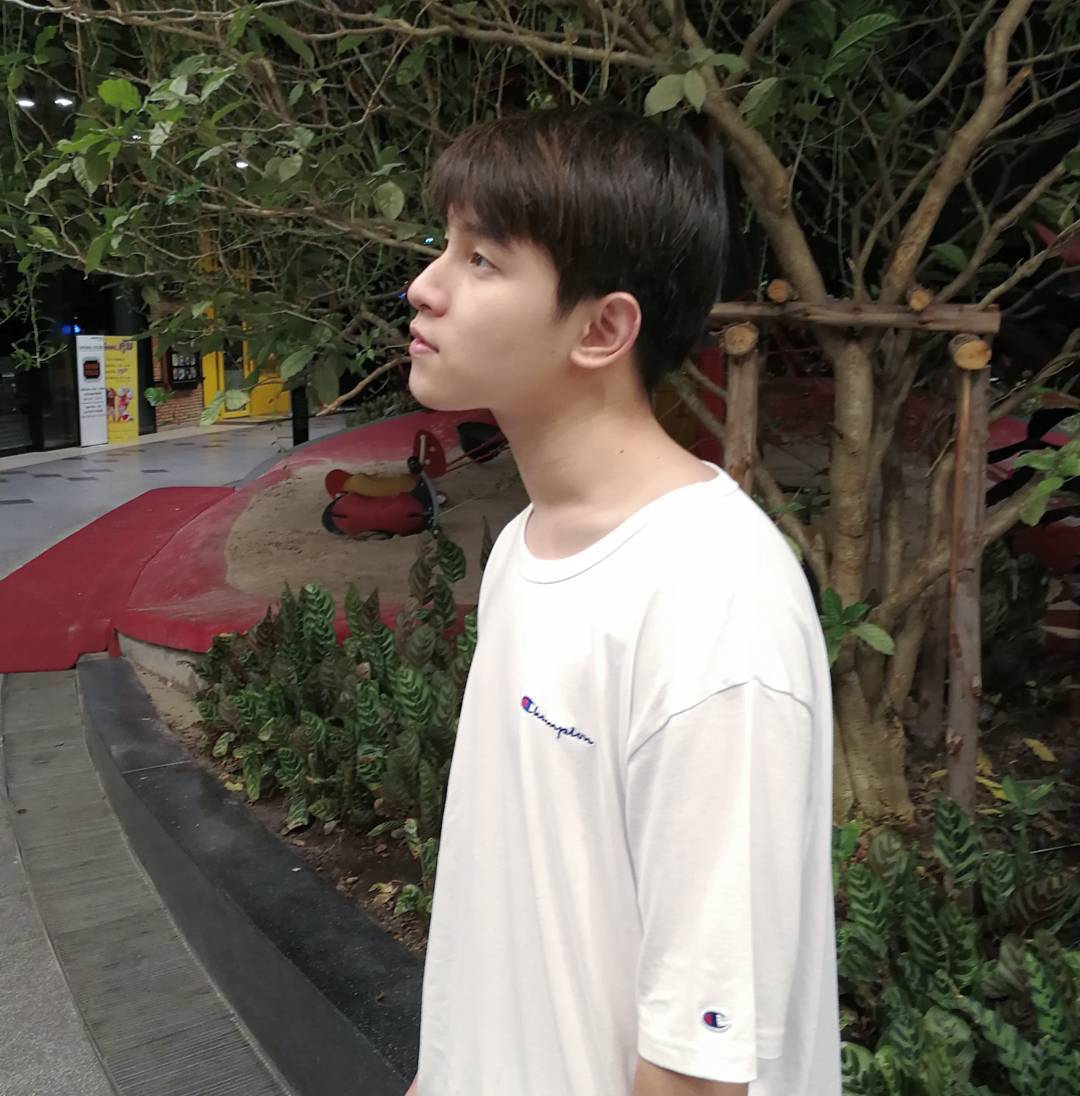 kaii_lemon's tweet photo. 고마워ㅜㅜ
너의 모습 볼 수 있게해줘서

So i miss u everyday.

CR. IG guide.jc

#guide #guidekoreafan #guidefanclub #guidephoto @guide_jc https://t.co/e0RZNBrmXe