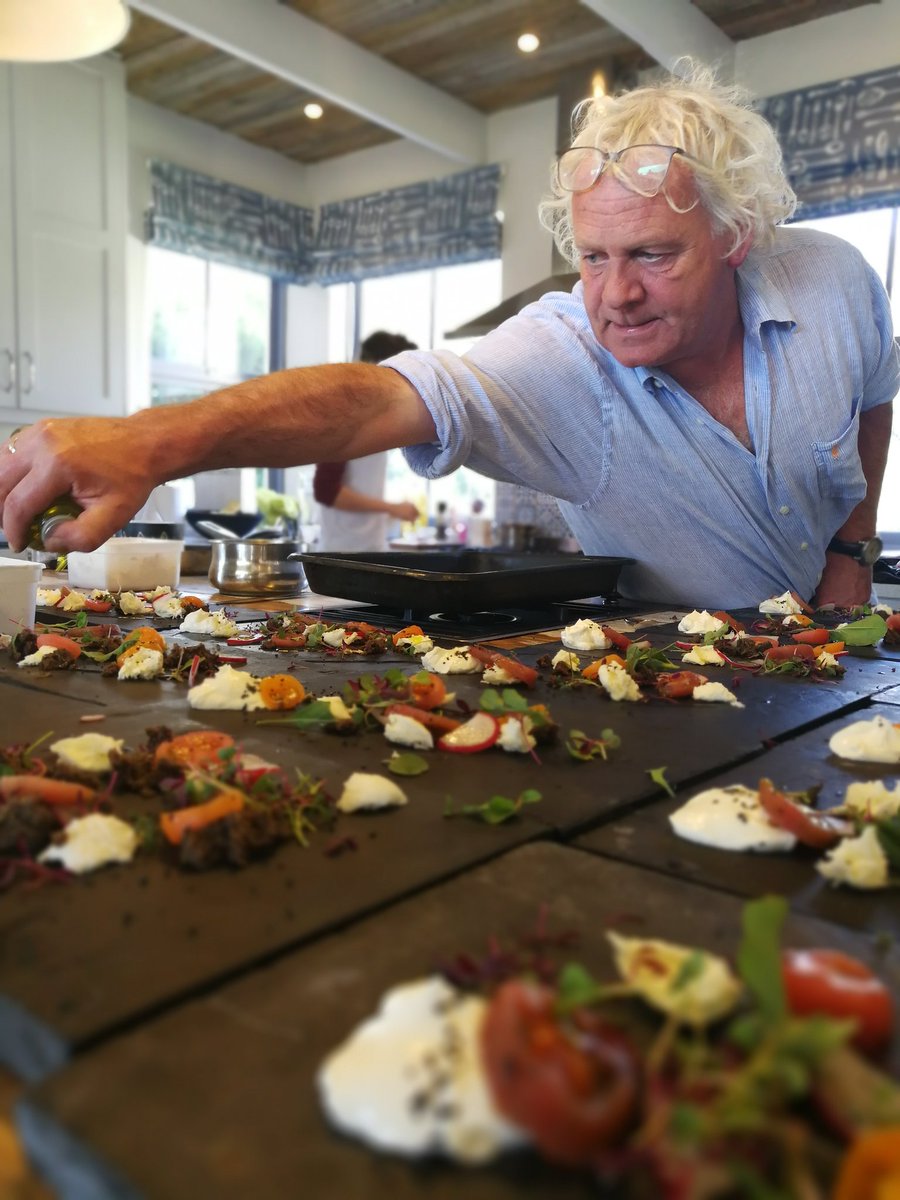 FRestaurants's tweet photo. Chef Duncan Doherty will soon be opening his home on @colmantmcc in Franschhoek for a unique dining experience. Max 16 guests all at 1 table https://t.co/d2QKLxna78
