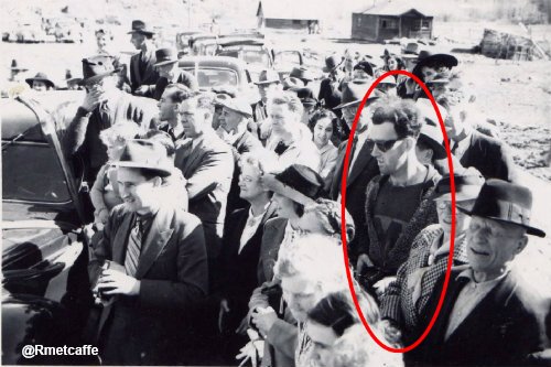 RMetcaffe's tweet photo. The Original #travelblogger #timetravel #hipster #travelbloggers #blogger #bloggerstribe #fashblogger #socialmedia #socialmediamarketing https://t.co/zA4quDAJuO