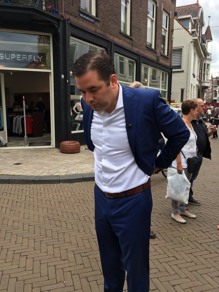 erikderidder's tweet photo. Vanochtend tijdens de #Dwalerij ook opnames voor @RTLNL programma, dat in het najaar op tv komt; over evenementen en ontwikkeling binnenstad https://t.co/B5Sdxyf5G9