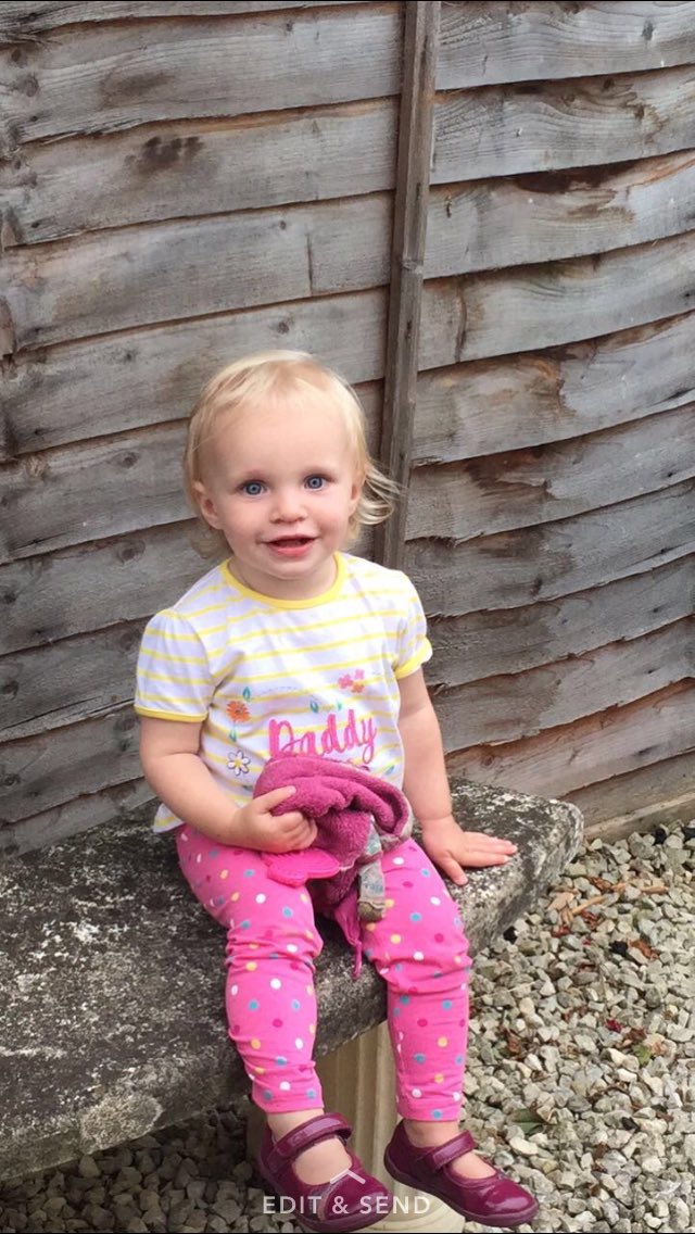 reedyboy9's tweet photo. How cute #mummysdouble @beautyspotpboro https://t.co/PomJcqmDZc