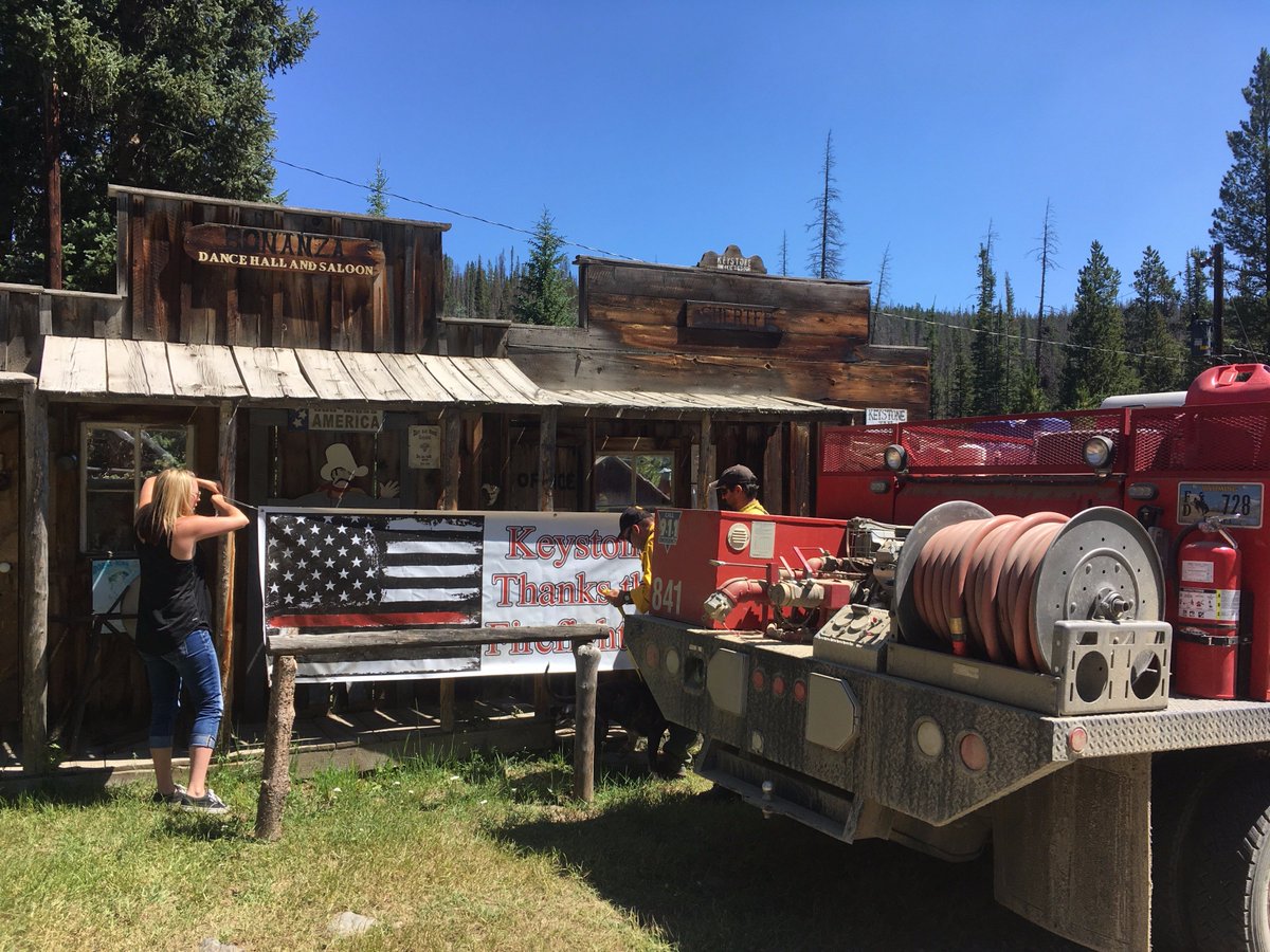 FS_MBRTB's tweet photo. #Keystonefire Crews assisted residents of Keystone on July 23rd as they viewed their properties for the first time since the fire began. https://t.co/nYS0BUhXJX