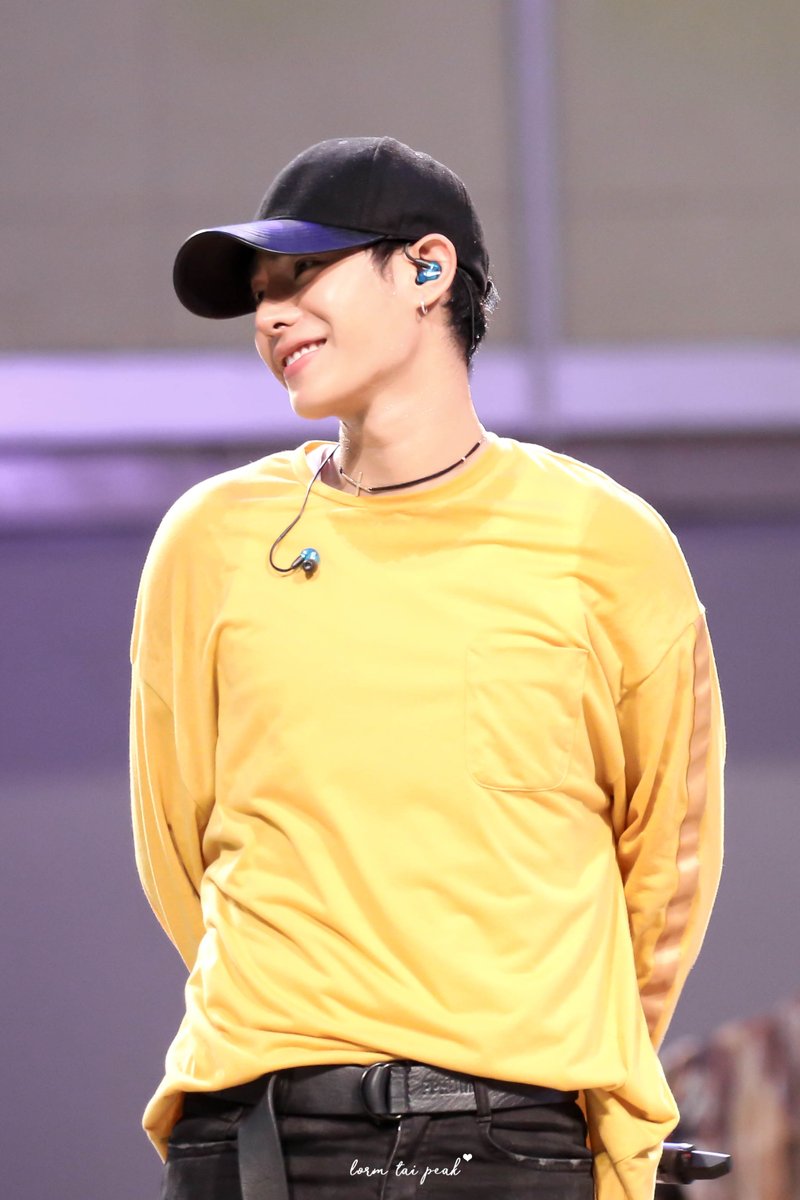 Lorm_Tai_Peak's tweet image. จะอายุเยอะแค่ไหน จะอ้วนขนาดไหน จะไม่ปกติยังไง ก็รักยูว์น้าา #TheMomentsOfLorm_Tai_Peak #palitgallery #เป๊กผลิตโชค @peckpalit