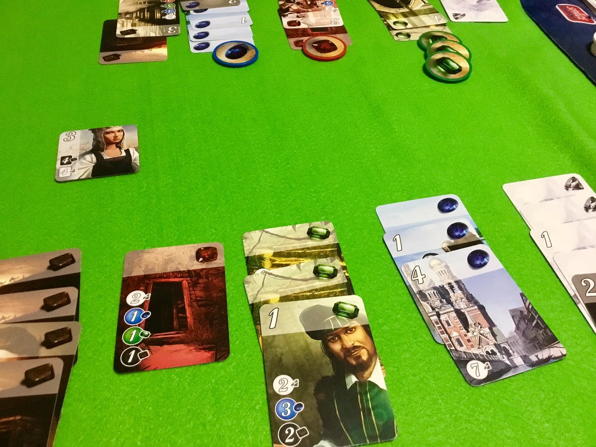 Ronnie V Twitter 家で焼肉を食べたあと 妻とボードゲーム 100均で買ったマットを使ってみたが カード類が取りやすくなり非常に便利 久しぶりに キングドミノ も遊んでみたが やっぱり面白い 明日はまた違ったゲームをプレイしたい ボードゲーム 宝石の煌き