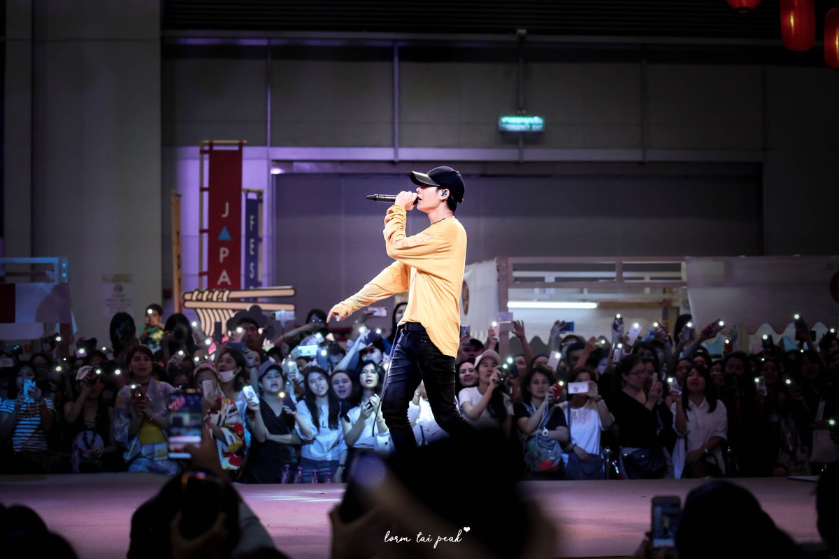 Lorm_Tai_Peak's tweet image. โปรดอยู่ตรงนี้ นานกว่านี้ จะได้มั้ยยย #TheMomentsOfLorm_Tai_Peak #palitgallery #เป๊กผลิตโชค