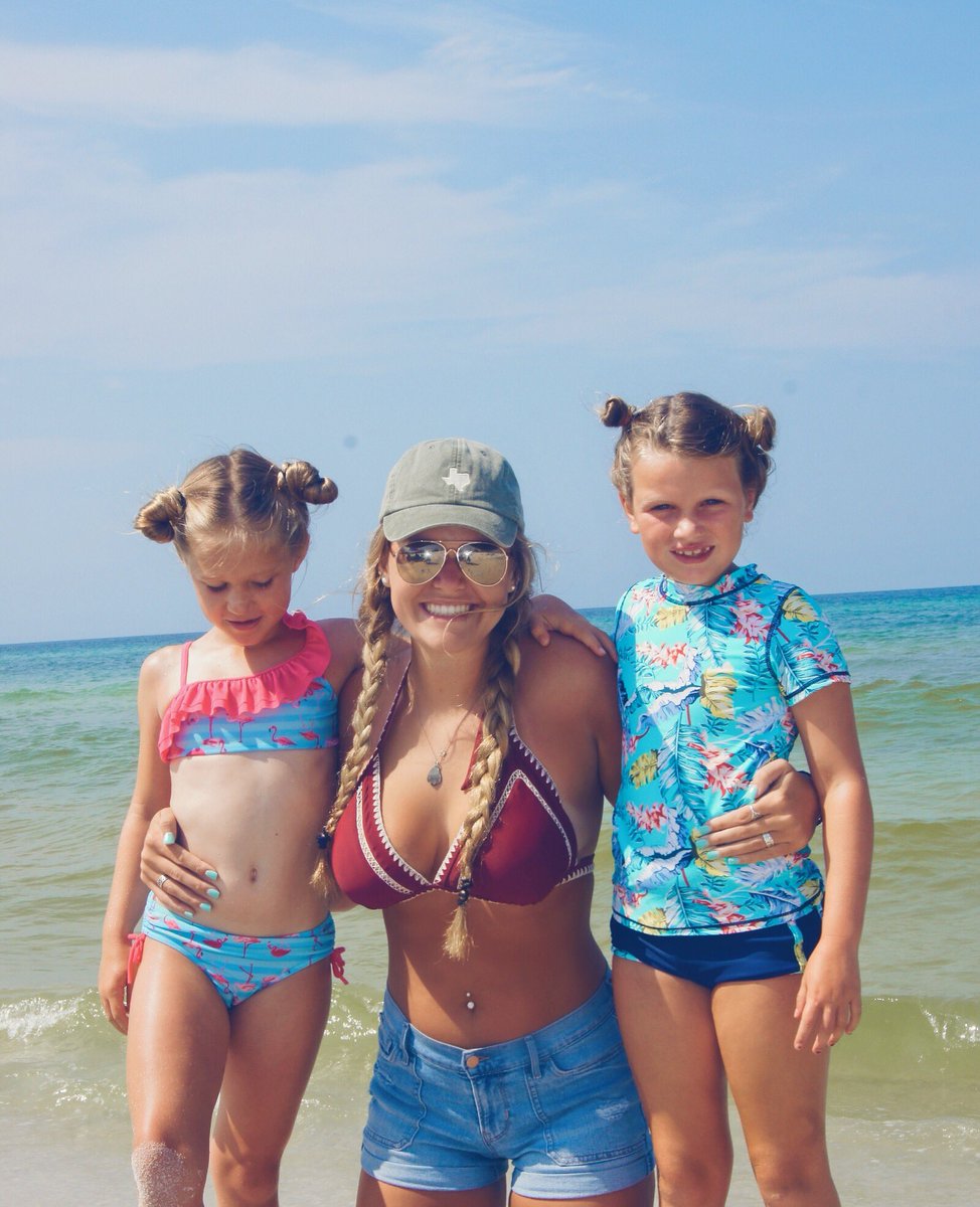 ajsimper's tweet photo. Florida never disappoints☀︎♥︎ #supbeaches https://t.co/ZlEDzhZJM5
