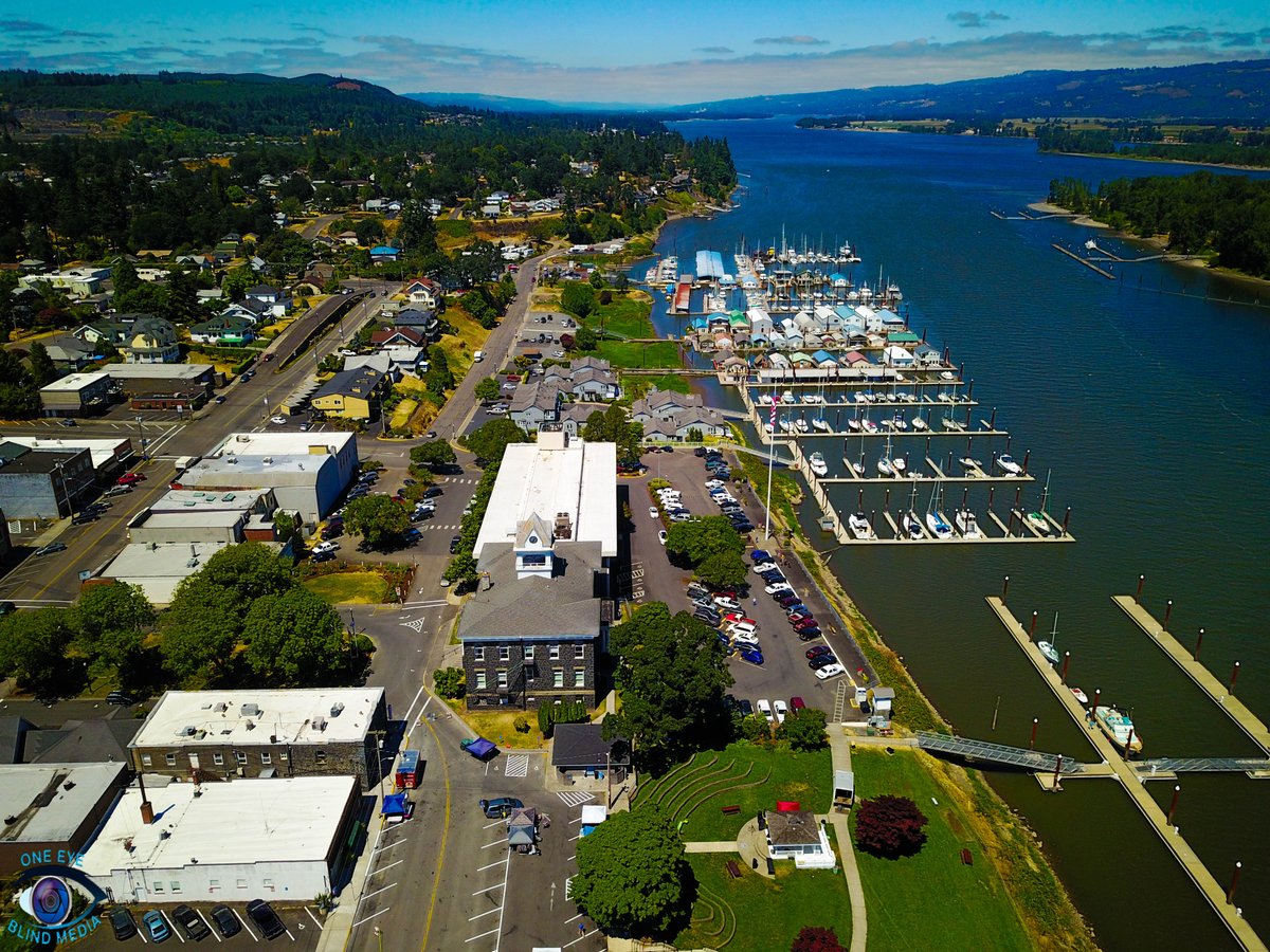 1eyeblindmedia's tweet photo. #MavicPro #DJI#AreialPhotopgraphy #StHelensOregon #dronelife #dronr #300FT #marina #columbiariver #boats #river #columbiaviewpark https://t.co/QaMwiLTDhk