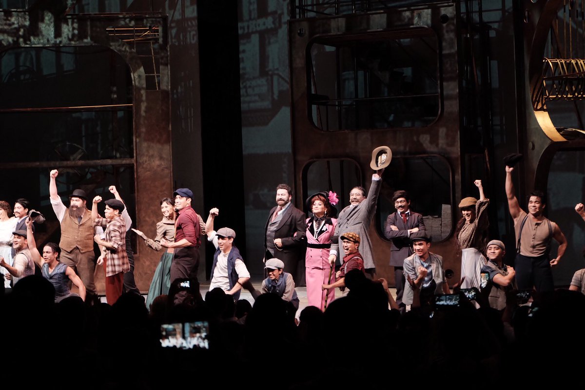 enjoyGLOBE's tweet photo. Thank you for being on this #GlobeLive9WTNewsies journey, fansies! The strike's ended but they'll #CreateHeadlines forever. 💙 https://t.co/8RBCI9UGpf