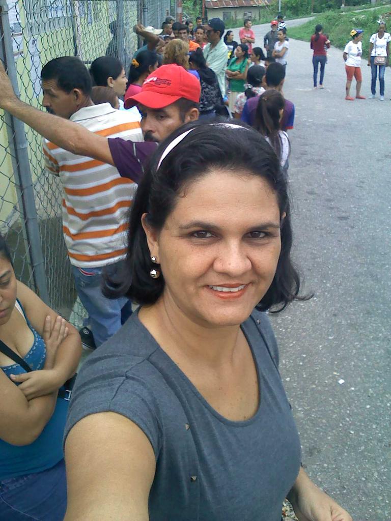 cbit_lahoyada's tweet photo. #VenezuelaVotaHoy Tutora Cbit Municipio Carvajal Trujillo. Listo con mi Voto, Siempre Comprometida @ajacquep @salatrujillompp @Fundabit https://t.co/CN0n3MIYjZ