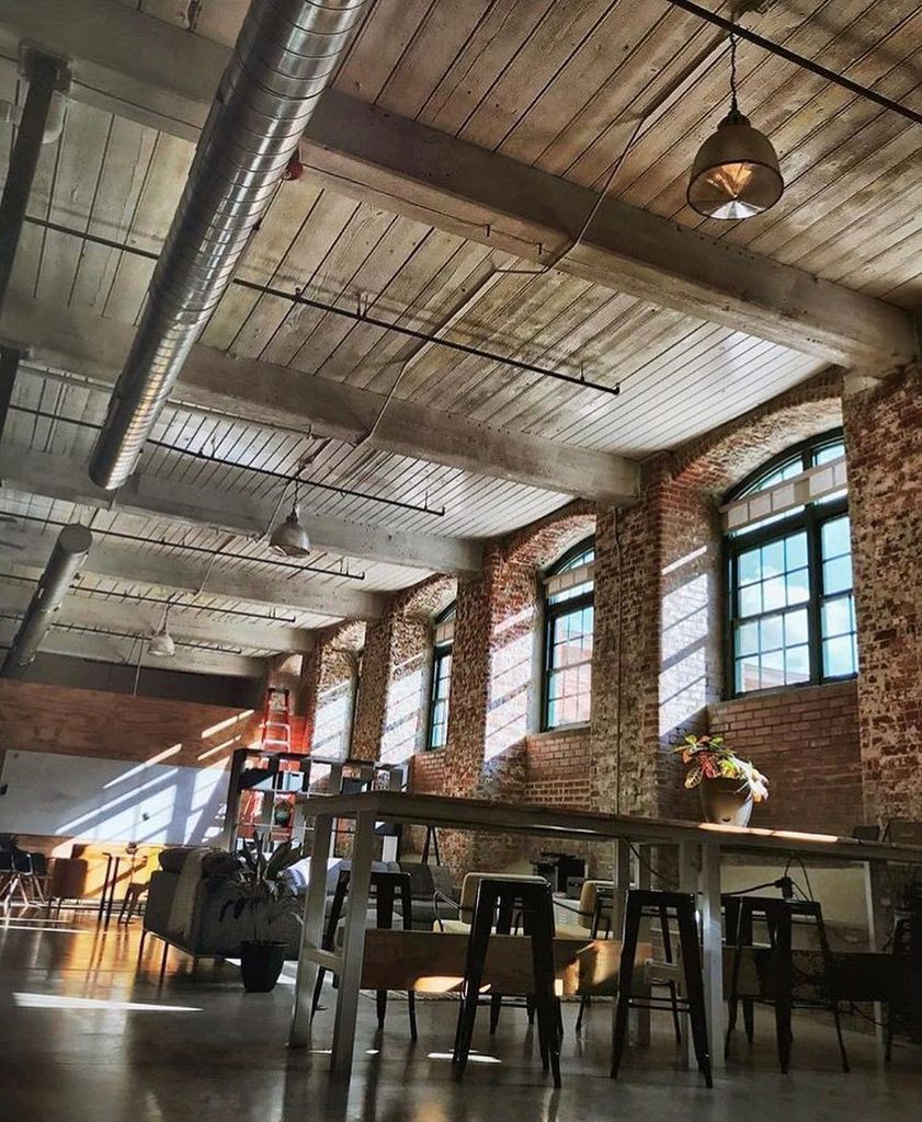 AtlasLocal's tweet photo. Weekend vibes. 📷 by @brannonmc #coworking #atlaslocal #atlo https://t.co/UE45WuTbNC