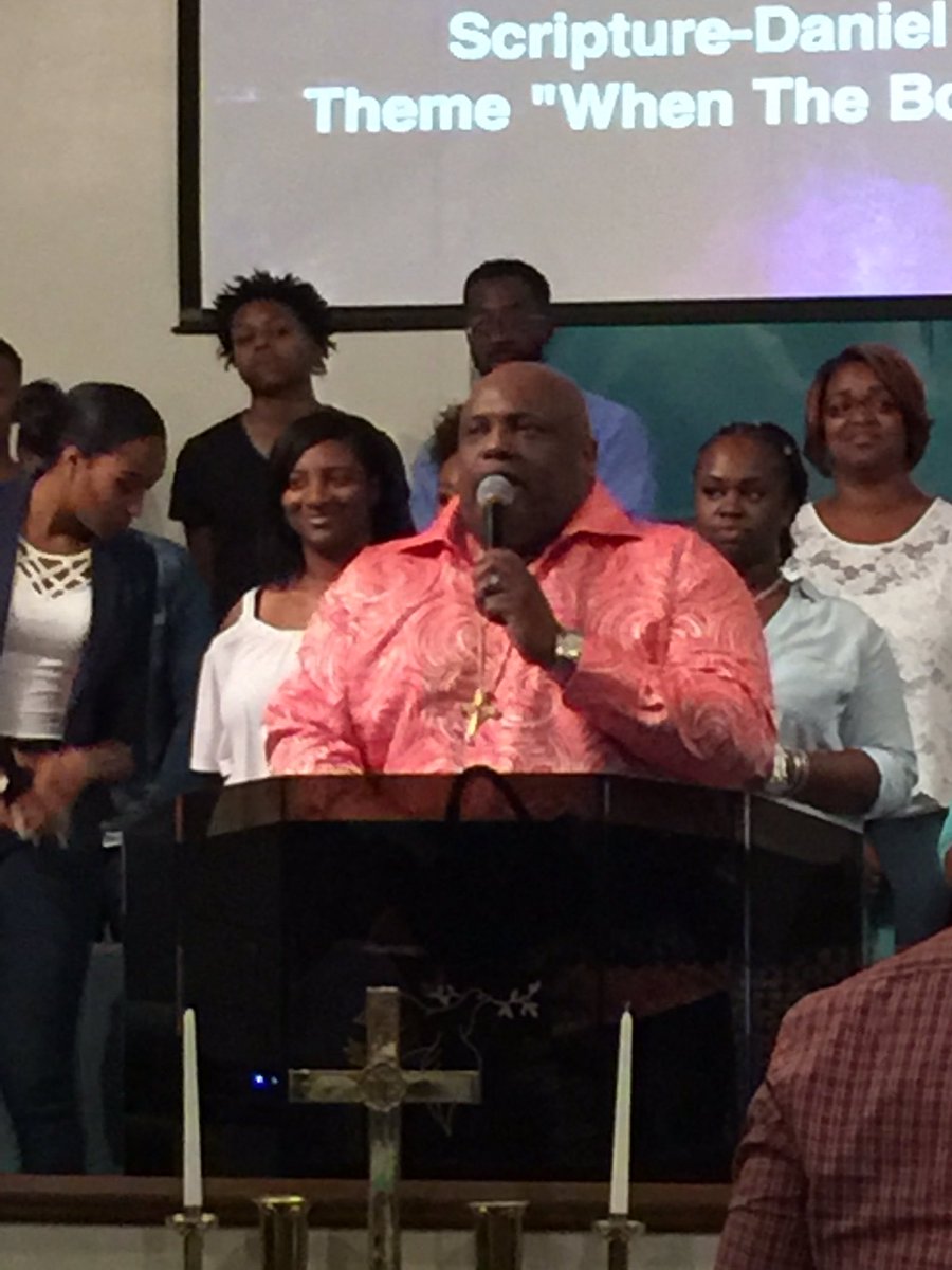 GGHGlobal's tweet photo. What to do when the bottom fall out! Preach Bishop @DrGhayles! @TbcBible #newmission https://t.co/tzfX3fMBr2