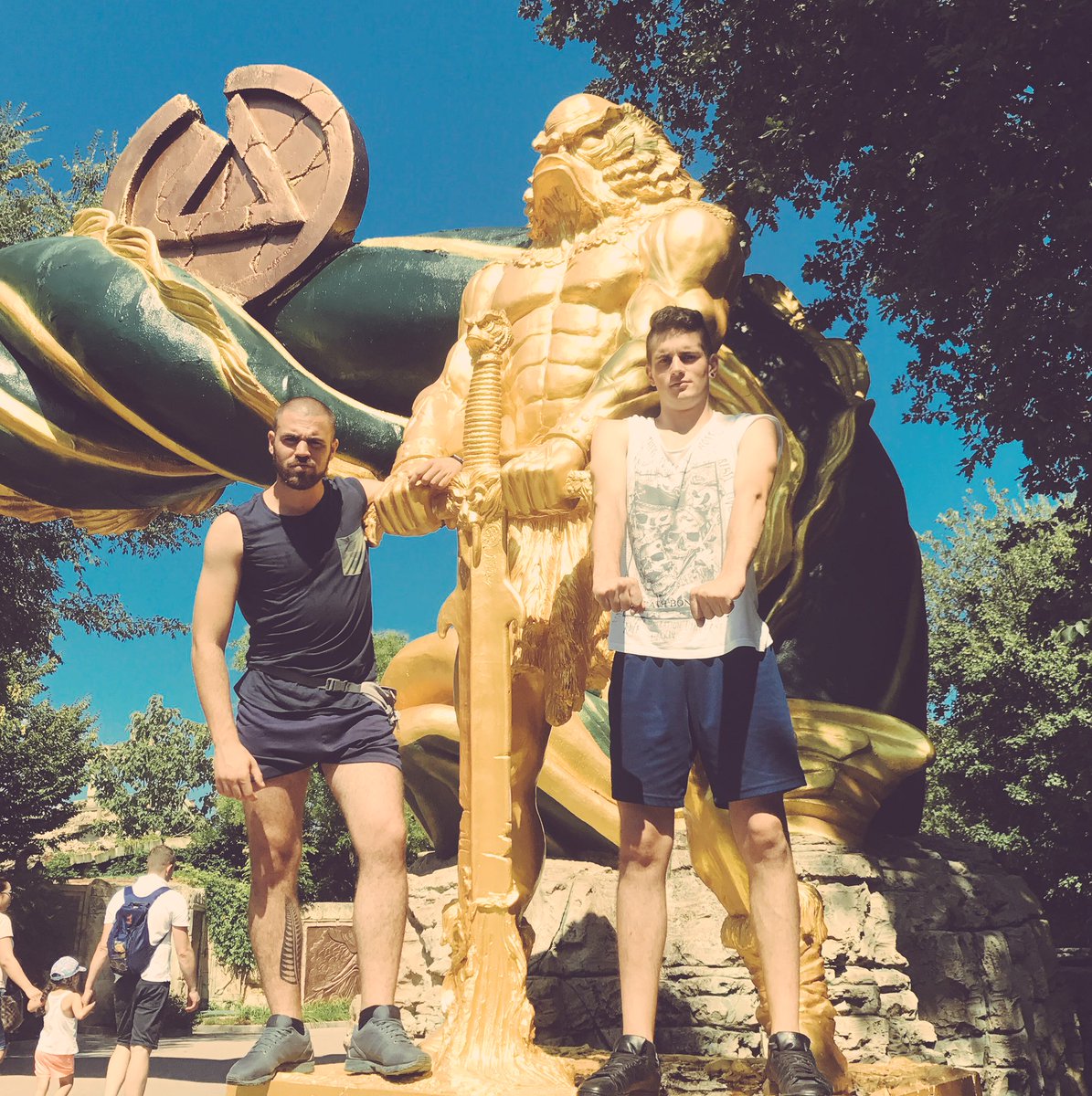 Lento7595's tweet photo. Amazing day at Gardaland Park #Gardaland https://t.co/wVfuDvGBQu