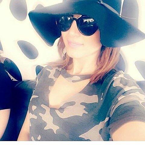 alfanalarabi's tweet photo. #اخبار_النجوم : احدث صورة للجميلة #زينب_اسامة مع عائلتها في المغرب 
#zinaboussama 
@ZinabOussama https://t.co/8WykRHY9Rr