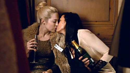muIderitsme's tweet photo. Imagine thinking i'd ever be over these two #plusoneforever https://t.co/13puAXVZlF