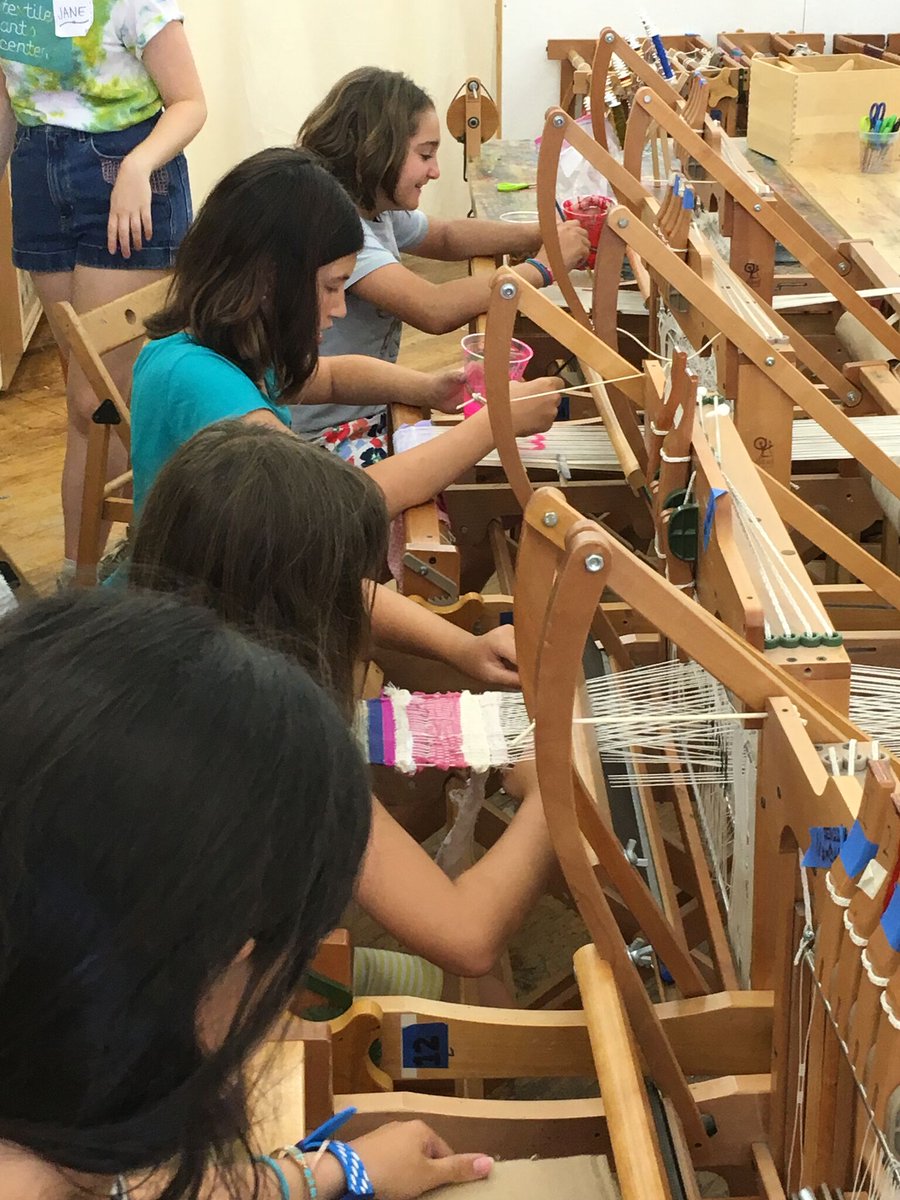 TextileArtsCent's tweet photo. Our campers #weaving with their "power colors," inspired by our trip to #NativeFashionNow @AmerIndianNYC! Read more: https://t.co/HjAcM4Alr8 https://t.co/ON667wBEqk