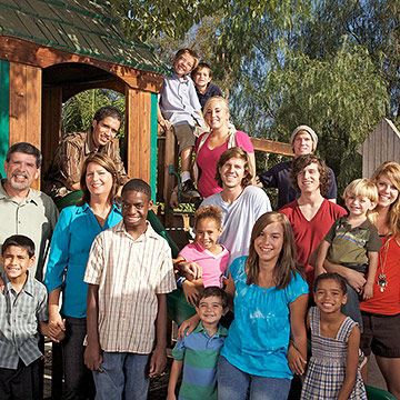 DadFightBack's tweet image. Raising 50 Kids: Real Stories of Adoption and Foster Parenting buff.ly/2tHexU3