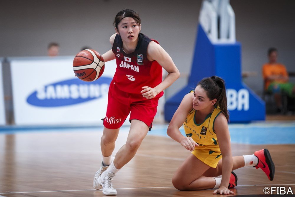 JAPANBASKETBALL's tweet photo. 代表：【結果速報】#FIBAU19 女子ワールドカップ　予選②

🏀第1ピリオド終了
日本🇯🇵(#JPN)　11-17　ハンガリー🇭🇺(＃HUN)
💻https://t.co/glTMT1WFS7
🎥https://t.co/UoVafrh3x8

#AkatsukiFive https://t.co/3n725pyGHV