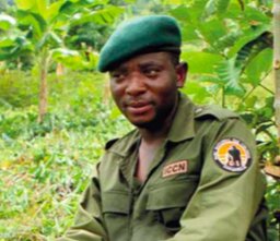 SaveUpemba's tweet photo. RodrigueKatembo#Upemba the guards trust me &amp;want me to stay #IamStayingForThem ENVDefenders @goldmanprize @Global_Witness https://t.co/Xwl7HcipQT