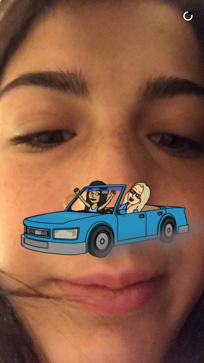 MorganMay_'s tweet photo. my sister is so supportive. @MaaceMay https://t.co/6cVwyKyEOr
