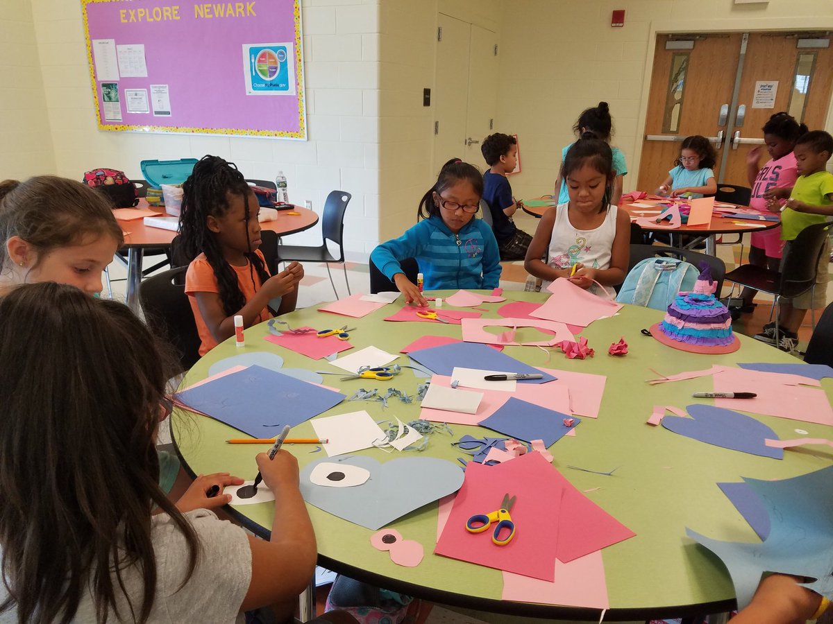 OliverSt_Summer's tweet photo. Creating shape monsters #explorenewark @SWilsonELT @CruzELTNewarkNJ @OliverSchool @ELT_Newark @summer_plus @CityofNewarkNJ https://t.co/HD96JHSCSL