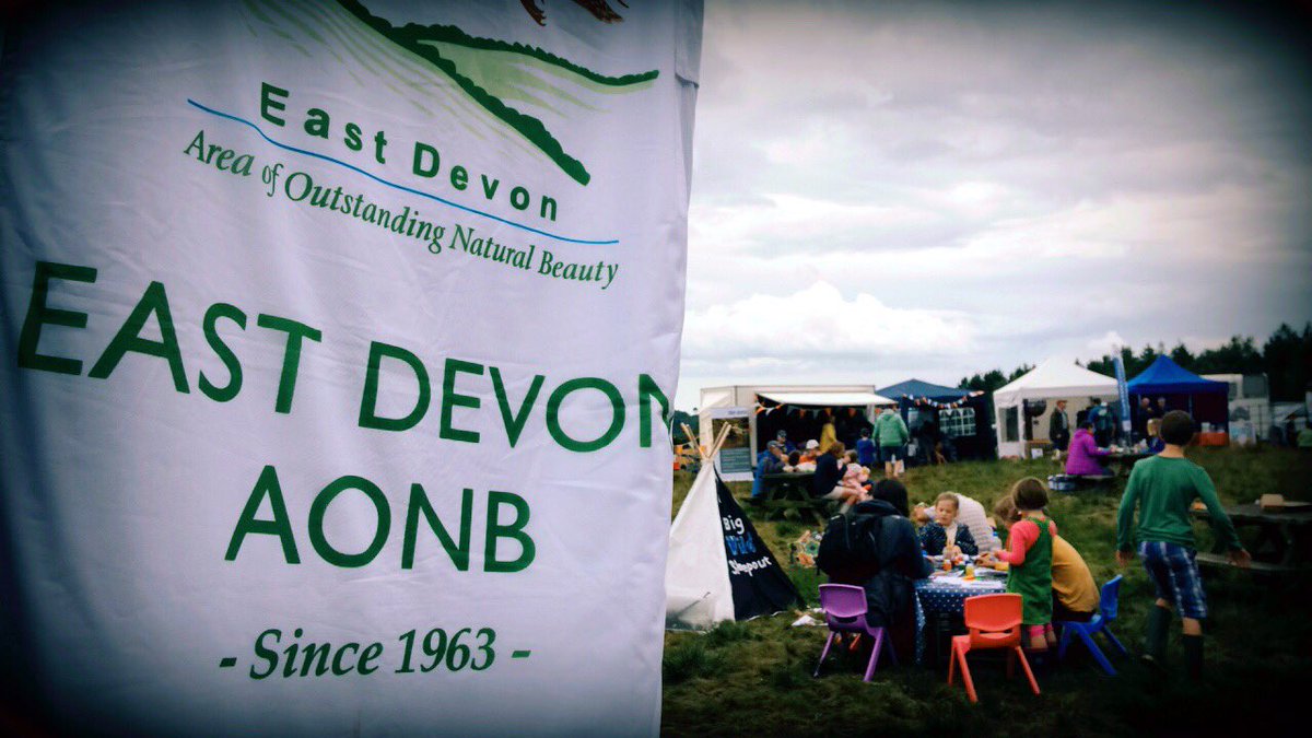 eastdevonnl's tweet photo. Brightening up at #heathweek. Lots going on! https://t.co/YeR2fLpT4D