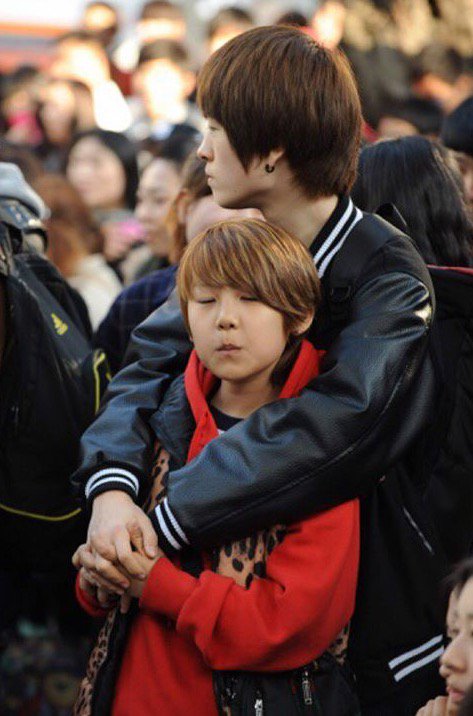 miraclexweb's tweet photo. 형들을 어려워 할거란 좆궁예는 또 뭐야. . . . . https://t.co/K2xxSfeTWz
