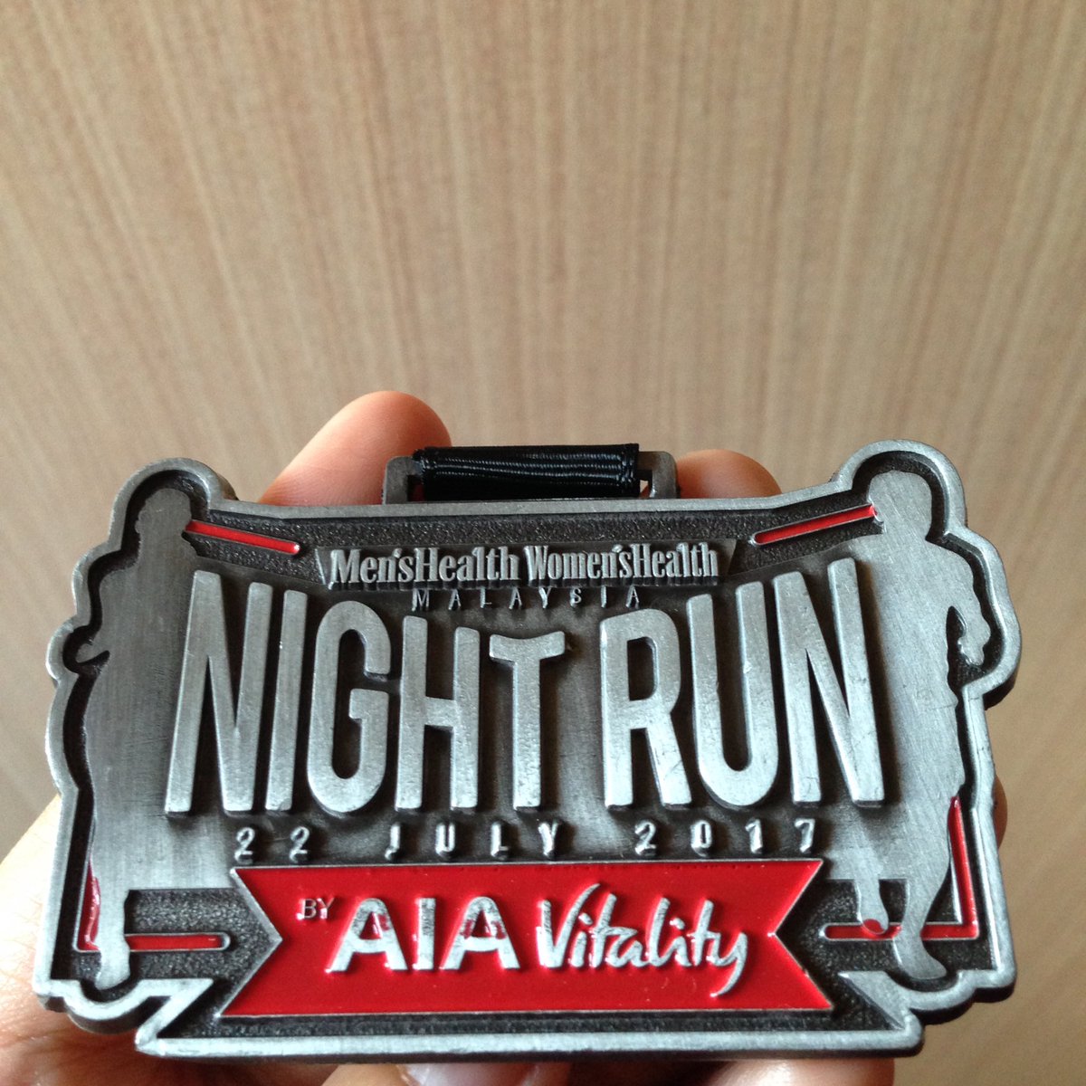 anissanosan's tweet photo. Lari tepi kebun nenas,kandang kambing. #MHWHNightRun https://t.co/oOs9Oxyk1q