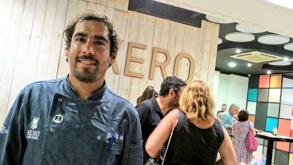 laALACENARoja's tweet photo. #Aniversario de #Kero #Vigo "cocina peruana con producto 100% gallego, ni cocina fusión ni cocina con - fusión" de Juan Carlos Perret https://t.co/HK85vBvyEg