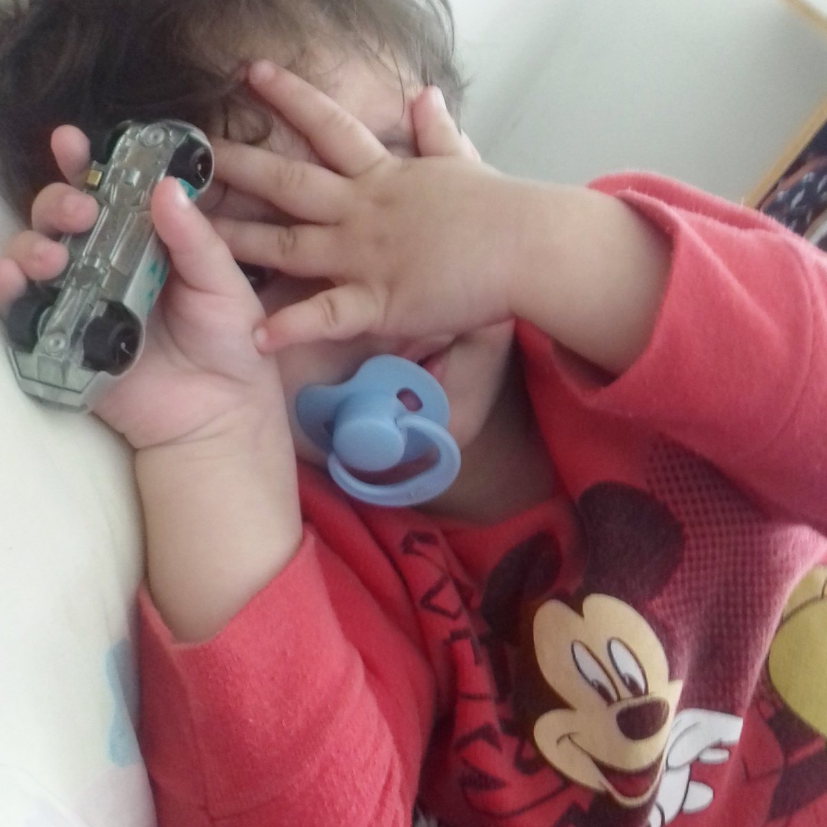Gabrieladsp_'s tweet photo. -Vamos tirar uma foto Henry??? -"QuΓ©" nΓ£o πππππ
#naoquertirarfoto #tatimido #morroderir #escondeu #BomDiiaaa πβ
β€ https://t.co/MYLbqsAMlb
