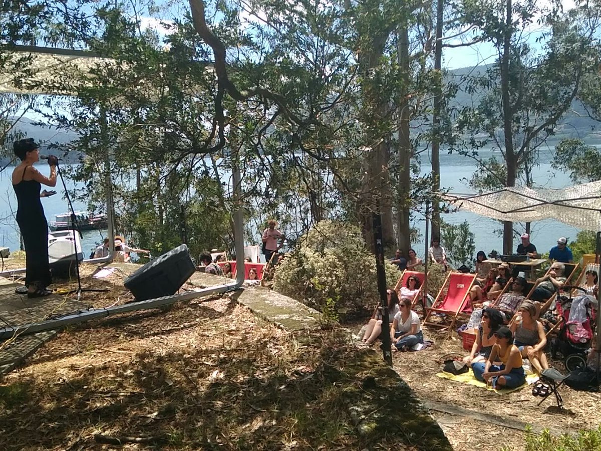 A voz de Silvia de <a href="/cintaadhesiva1/">cintaadhesiva</a> é pura poesía no entorno idílico do escenario mirador <a href="/GalicianGin/">platupremium</a>  veñen da man de <a href="/EstudiosMans/">Estudios Mans</a> 😍