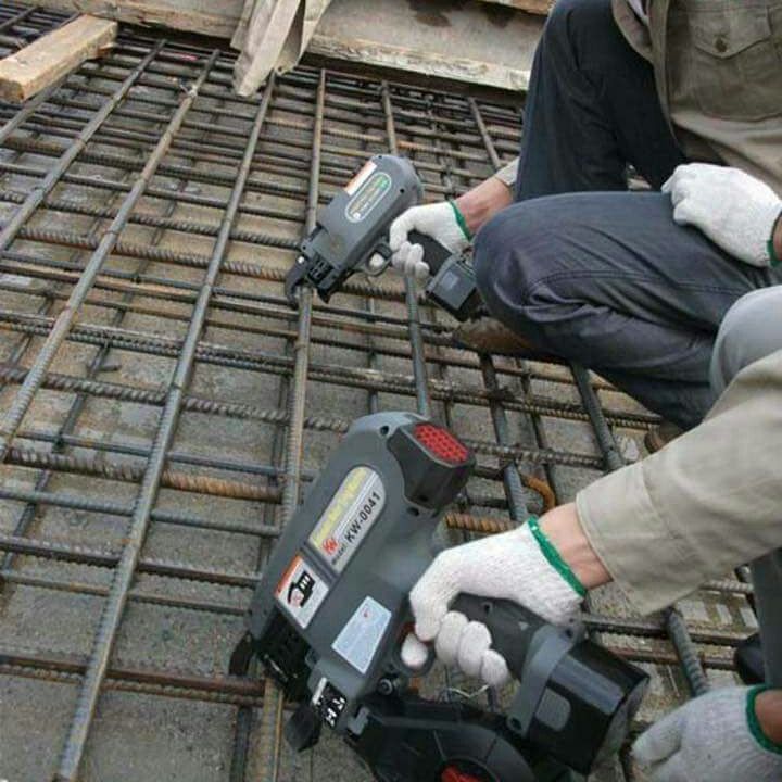Indazakhan's tweet photo. مسدس سلك رباط لتسريع عملية ربط حديد التسليح 
#هندسة #مهندس #engineering #civilengineering  #engineer https://t.co/BJIIrNa692