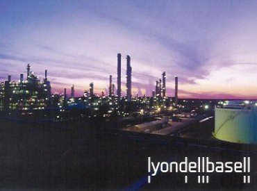 Cloverstaffing's tweet photo. https://t.co/N8uuU2pUDM @LyondellBasell building largest #propylene #oxide &amp; #tertiary #butyl #alcohol plant in #Houston, making 2500 #jobs https://t.co/nibCX5n6Ir