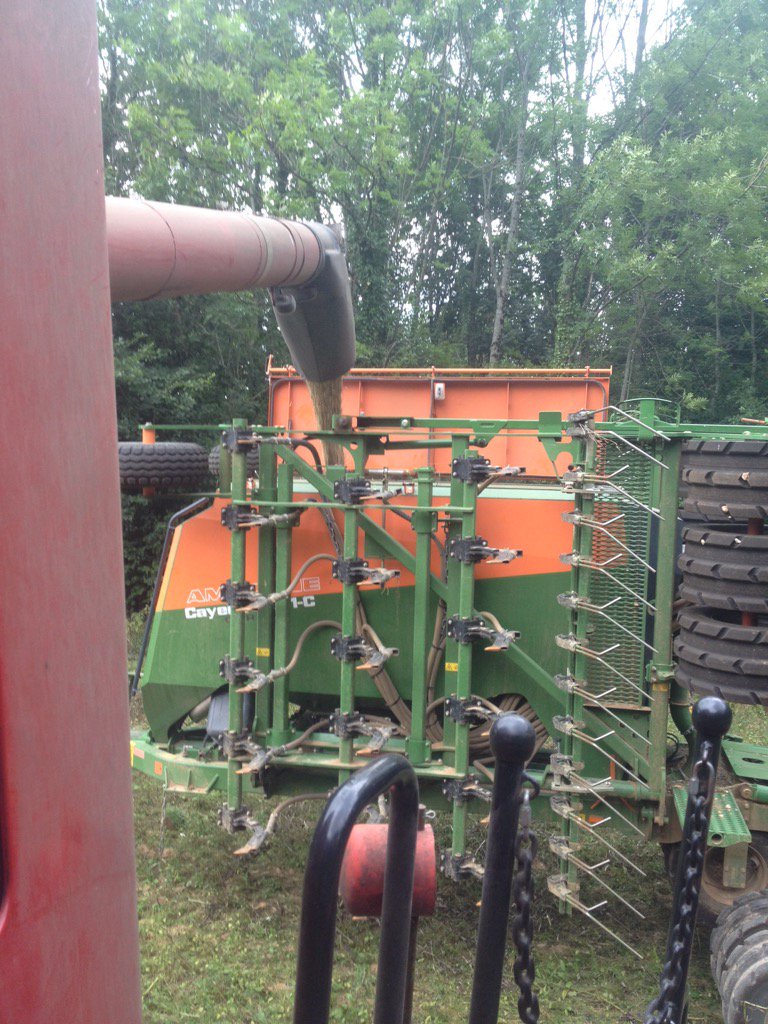 Direct du moissonneur au semeur🚜✅dépêche toi semeur ton sol n'attend pas!!🌾😎