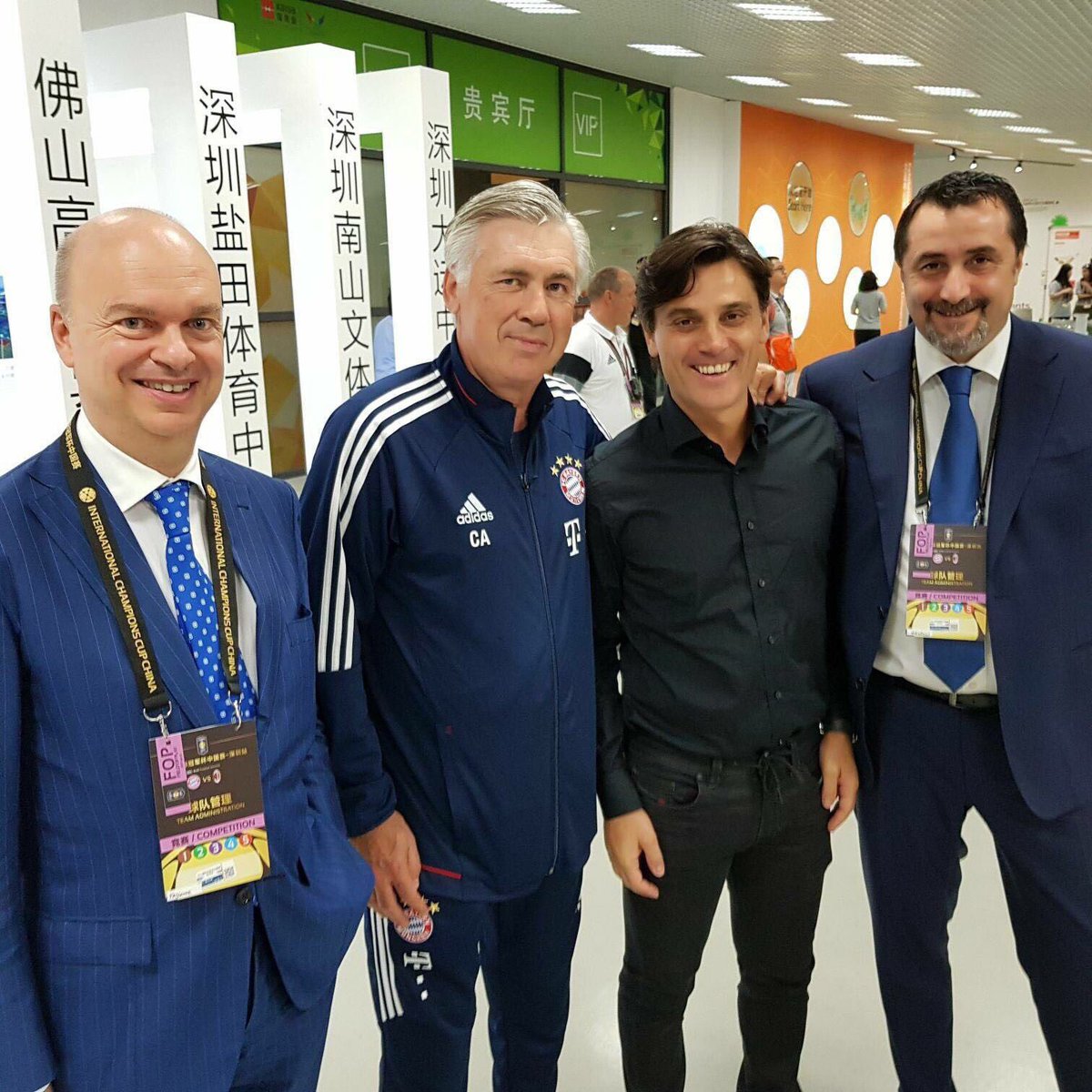 fassone_marco's tweet photo. #weareinchina con @MrAncelotti per un sicuro #remain dell'estate per tutti i #tifosiinitaliaenelmondo https://t.co/HQhieHi3tc