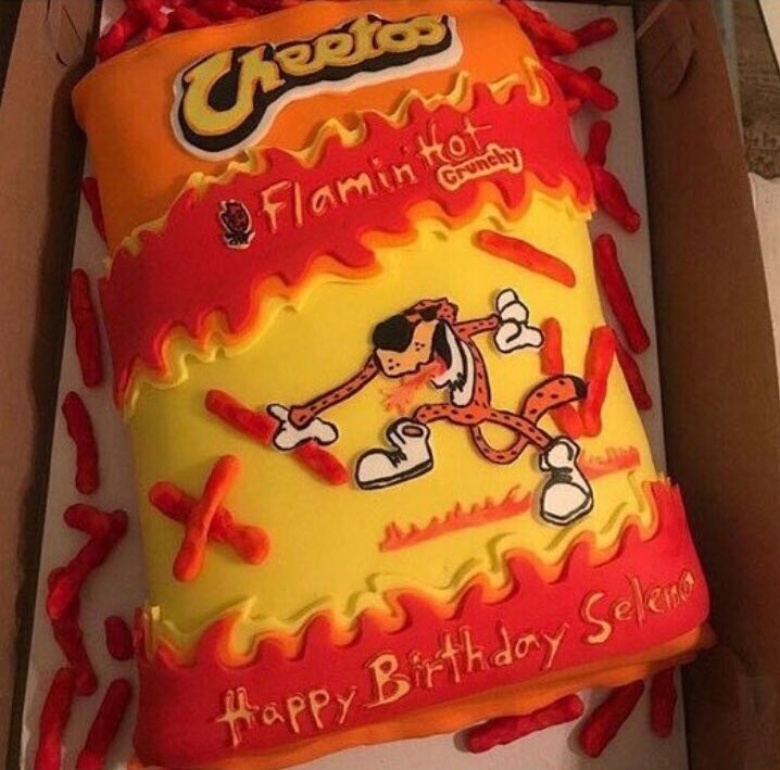 Selena Gomez News On Twitter Selenas Hot Cheetos Cake 🎂 😂 Via.