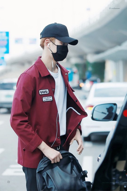 rowoon_archives's tweet photo. 170625 SF9 Rowoon
at Incheon International Airport
© #andwoon https://t.co/c3ghEkzBUK