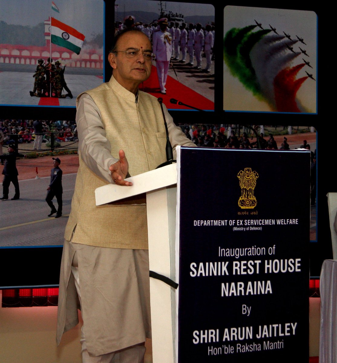 arunjaitley's tweet photo. Inaugurated Sainik Rest House in Naraina, Delhi &amp; addressed the gathering, July 23, 2017 https://t.co/fP5ep8VziZ