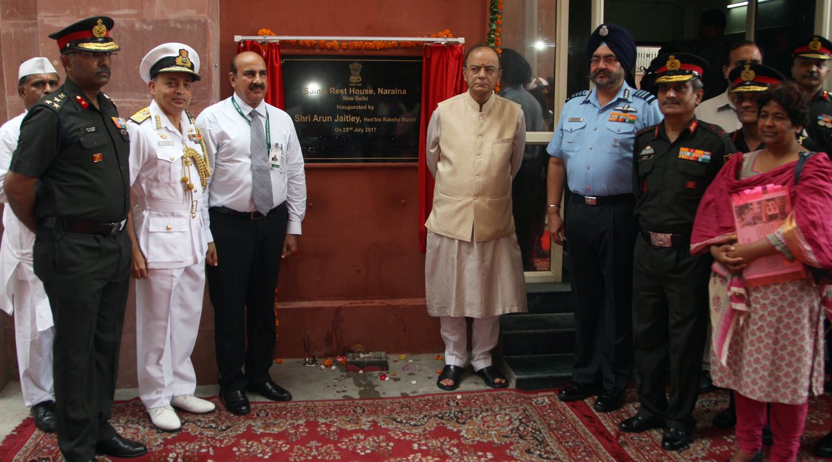 arunjaitley's tweet photo. Inaugurated Sainik Rest House in Naraina, Delhi &amp; addressed the gathering, July 23, 2017 https://t.co/fP5ep8VziZ