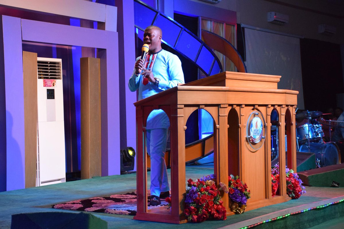 ofmlagos's tweet photo. #LiveServiceWithRevFidelisAyemoba
#9SundaysofDivinePossibilities
#SundayJuly23 #2017
#TaggedGodCan
#ofmlagos https://t.co/qjdlqVCcQU