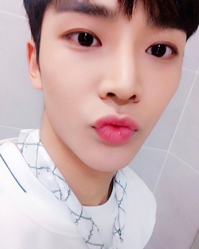 rowoon_archives's tweet photo. 170328 
© SF9_FANCLUB

Rowoon update https://t.co/hXXoQsdpgs