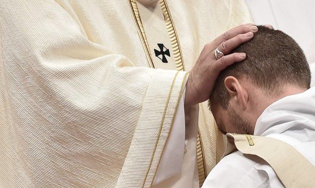CatholicBishops's tweet photo. Galway diocese to celebrate ordination of Declan Lohan today https://t.co/P4CoKMFjAB @GalwayCathedral https://t.co/5CKqqVVW87
