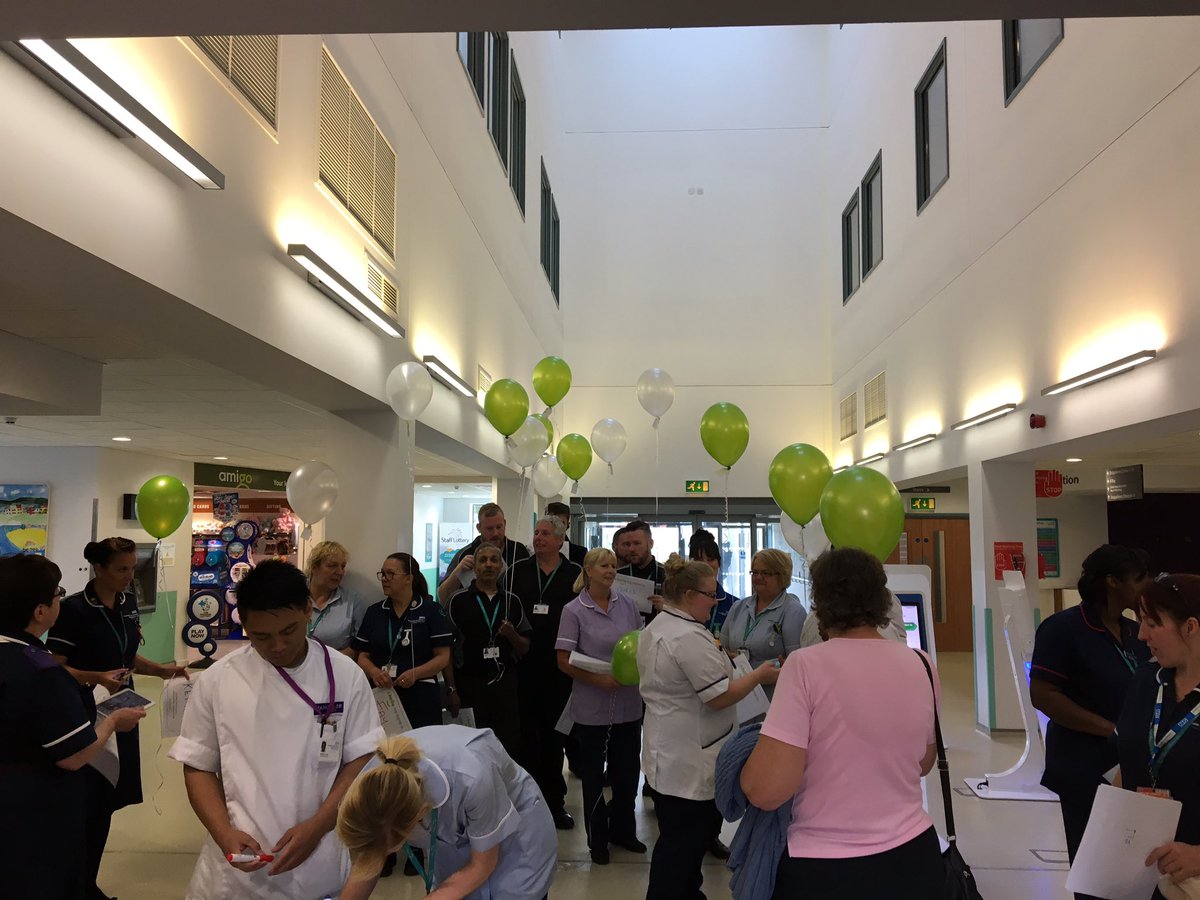 Jeanette 🐝❤️ tweet media