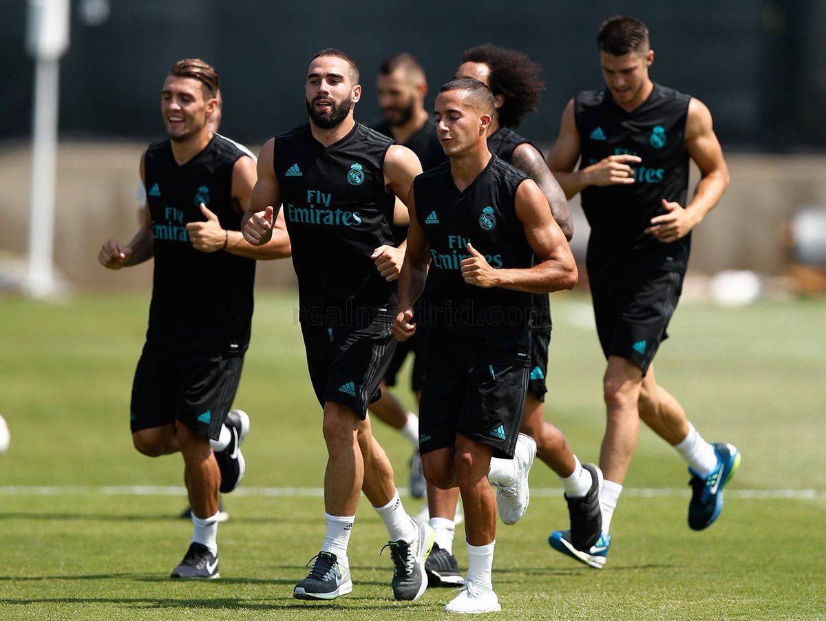 realfrance_fr's tweet photo. C'est le retour des Champions aujourd'hui, d'Espagne, d'Europe, du Monde ! 

Rendez-vous à 23:00 pour le premier match de pré-saison. https://t.co/3u0gbRwDcN