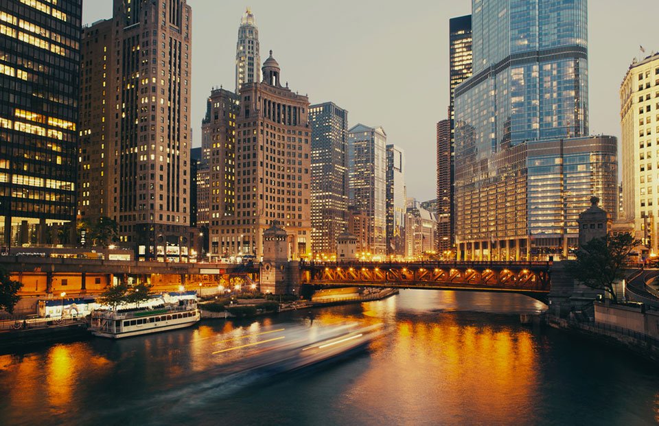 BoscoloOfficial's tweet photo. Cosa fare e vedere a #Chicago in 48 con i nostri consigli, leggi l'articolo su #BoscoloBlog https://t.co/ibdIQljVpu